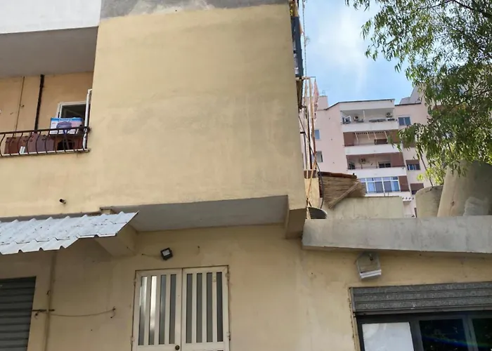 Lovely 2-Bedroom With Greenery View
